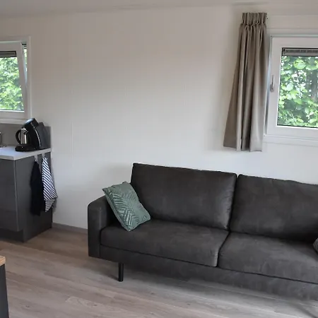 Recreatie Aan De Vecht, 3, Genieten De Rust En Ruimte En Toch Dichtbij De Chalet Weesp