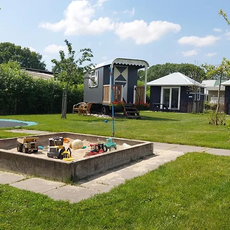 Recreatie Aan De Vecht, 3, Genieten De Rust En Ruimte En Toch Dichtbij De Weesp